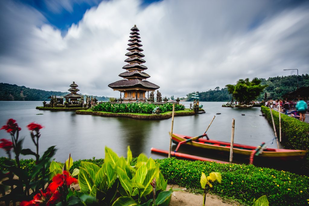 bali indonesia destination tourism Taman pura saraswati temples pavel